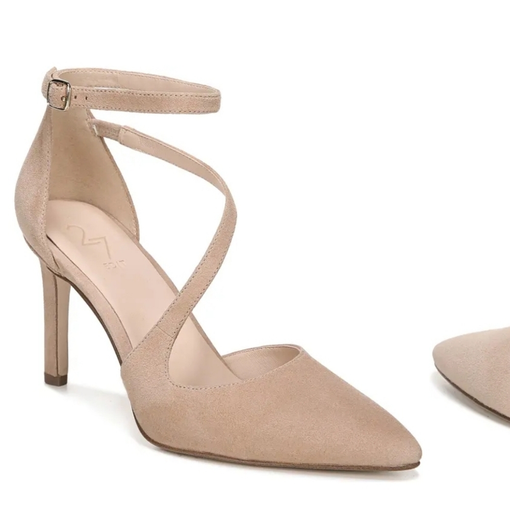 Taupe suede pump - 27 EDIT Naturalizer Size 7M